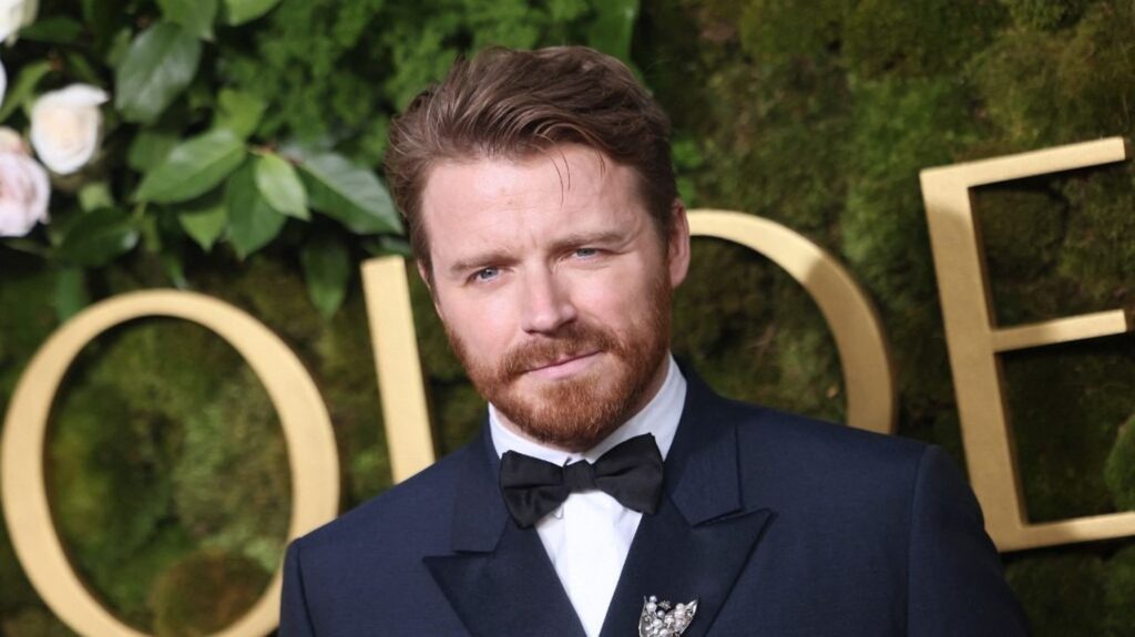 Gary Oldman soutient Jack Lowden pour le rôle de James Bond dans « Slow Horses »