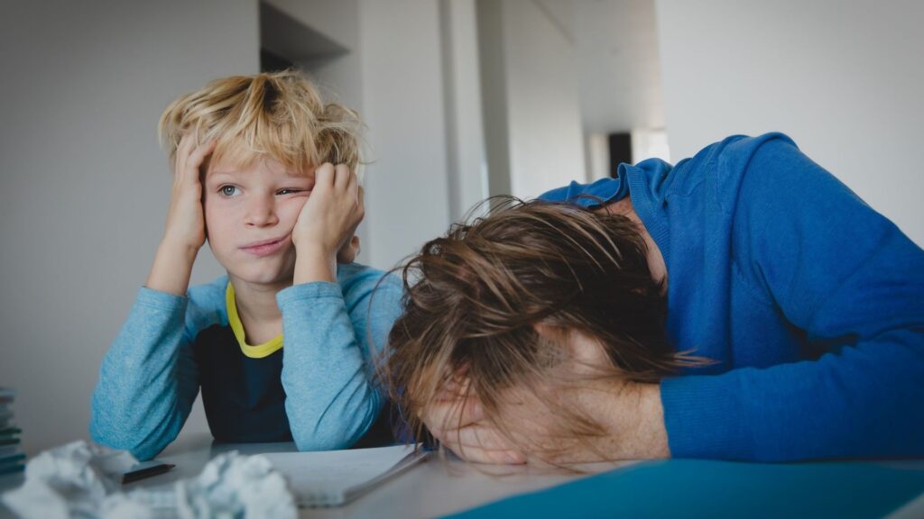 Enfants difficiles : un défi pour les parents en quête de solutions adaptées.