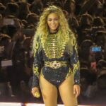 Beyoncé révèle des racines bretonnes, ancrant son héritage dans l’île de Bretagne.