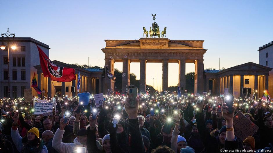 Allemagne : la politique de barrage contre l’AfD suscite des tensions politiques croissantes