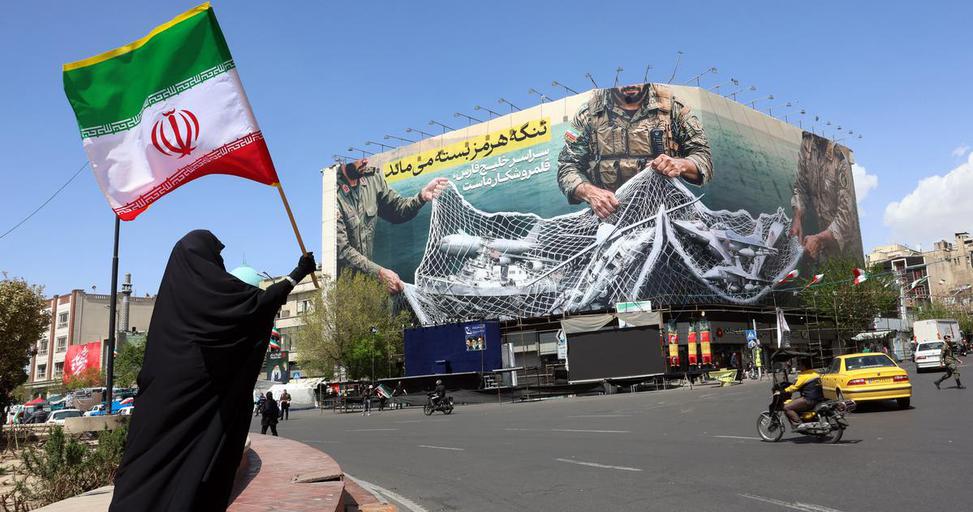 Iran Explore Economic Options Through 15 Land Borders Amid Maritime Blockade