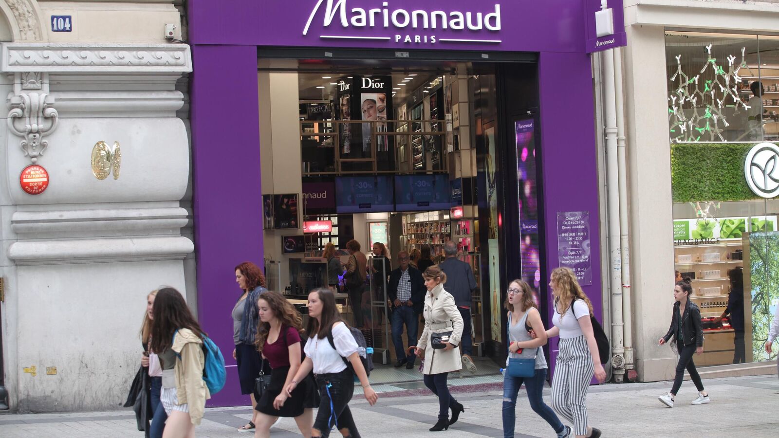 Fermeture de nombreux magasins Marionnaud en raison d’une grève liée à la reprise du groupe.