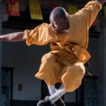 Les films de Bruce Lee renforcent la popularité du kung-fu en Côte d’Ivoire.