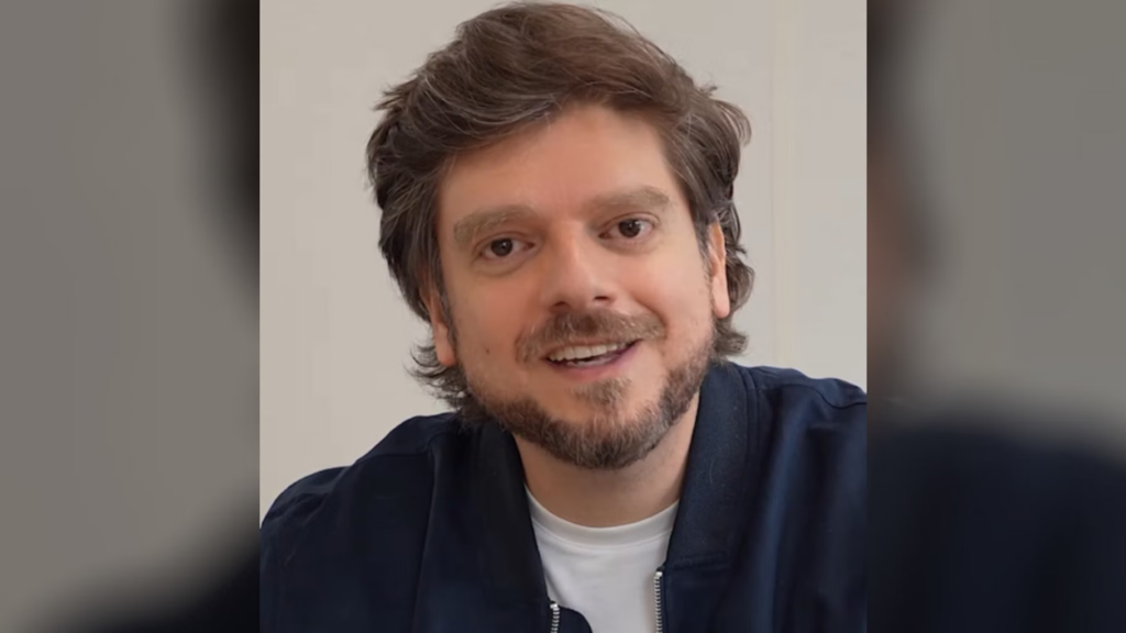 Greg Guillotin visé par une plainte pour violences conjugales après des coups et insultes.