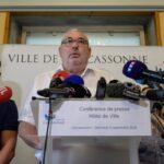 Propos racistes d’un policier de Carcassonne : réactions de la classe politique en France.