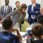 Rentrée inaugurale au collège Étienne-Dolet de Provin après des travaux de rénovation.