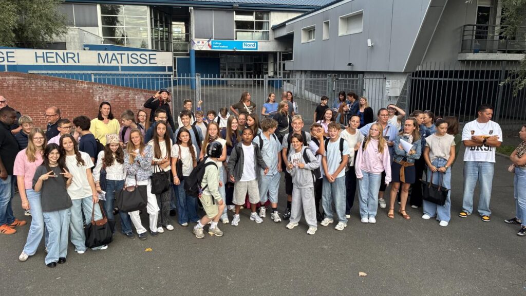 Linselles : opération pour maintenir une classe de 5e au collège Matisse.