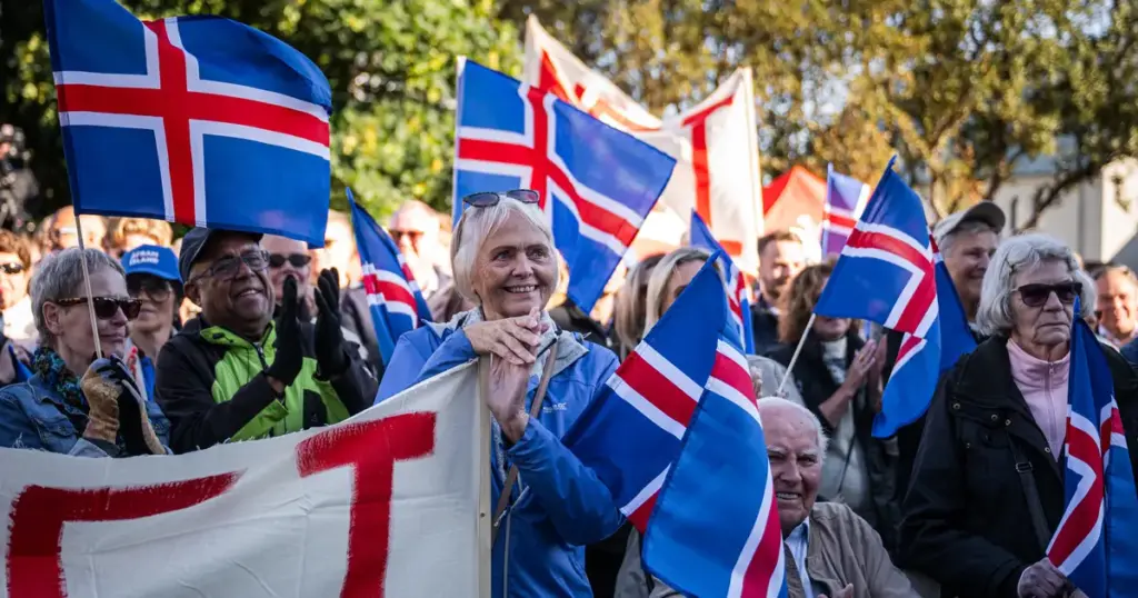 L’Islande rejette l’adhésion à l’Union européenne pour des raisons économiques et politiques.