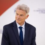 Présidentielle 2027 : Fabien Roussel confirme sa candidature malgré les critiques de LFI