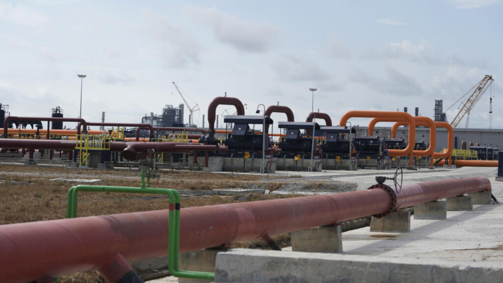 Nigeria : au moins 37 morts lors d’un vol de pétrole sur un oléoduc à risque.