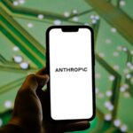 Anthropic dévoile une norme matérielle pour l’intégration de l’IA dans le contrôle d’objets.