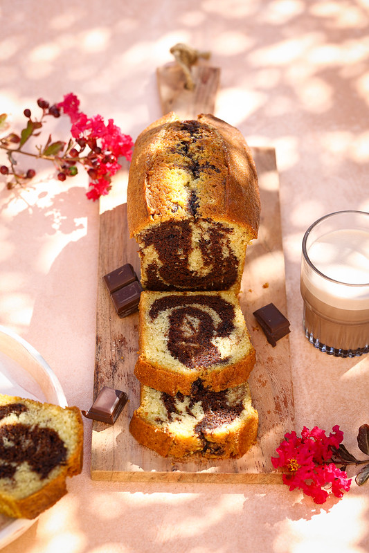 Recette de cake marbré au yaourt : un dessert facile à réaliser pour tous les foyers.