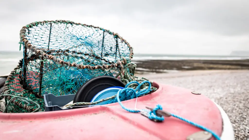 Bateaux normands privés de zones de pêche suite à l’extension des aires marines de Jersey.