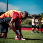 OGC Nice affronte Le Mans FC pour honorer la mémoire des victimes.