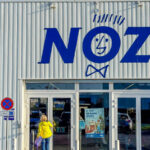 Noz, le déstockeur français, évolue vers un modèle d’achats malins pour les consommateurs.