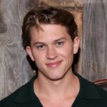 Deacon Phillippe, fils de Reese Witherspoon, dans une adaptation Netflix attendue.