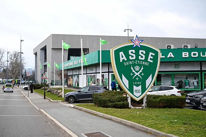 ASSE officialise l’arrivée d’un joueur de Ligue 1 en dernière minute.