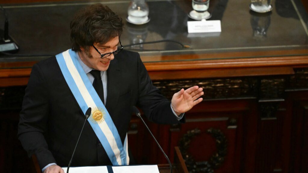 Javier Milei menace de sanctions les compagnies pétrolières exploitant un gisement aux Malouines
