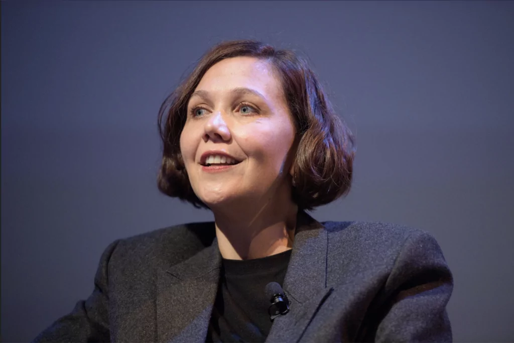 Maggie Gyllenhaal souligne les obstacles systémiques pour les réalisatrices à la Mostra de Venise