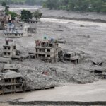 Crue au Népal et au Tibet : plus de 950 morts, des milliers de disparus recherchés.