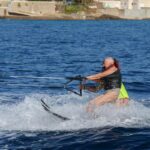 Une Varoise de 96 ans continue de pratiquer le ski nautique à Sainte-Maxime.