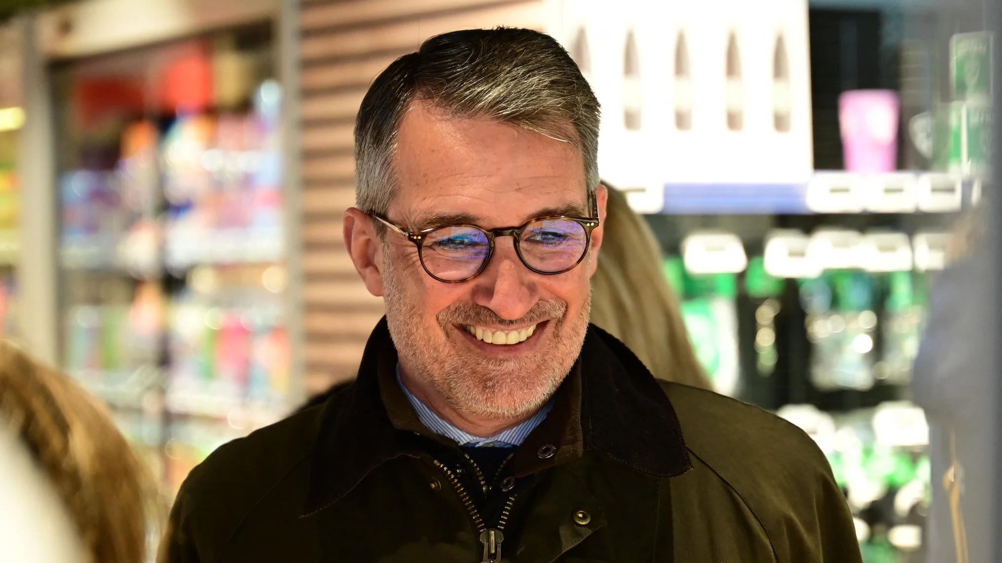 Le patron de Casino appelle à soutenir les commerces de proximité face à la vente en ligne.