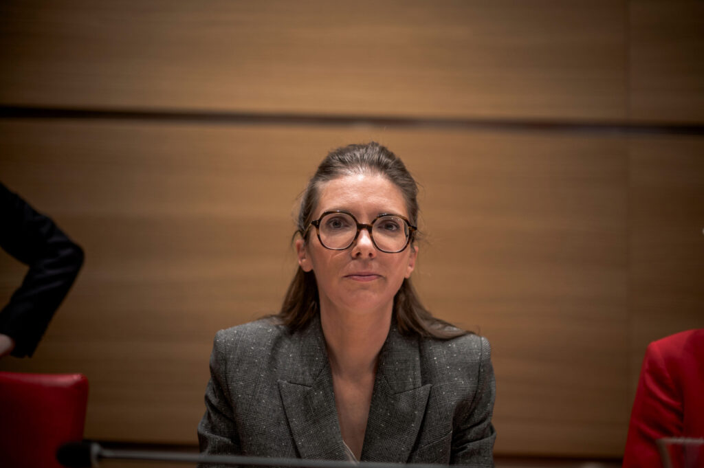 « Aurore Bergé cite les historiens sur la théorie du « Grand remplacement » qualifiée de raciste »