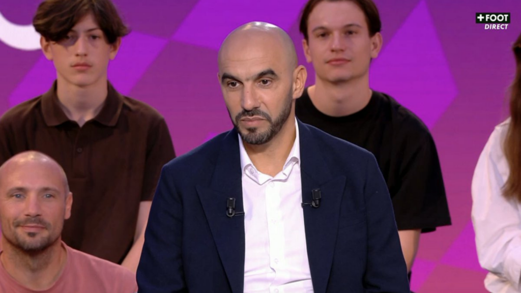 Walid Regragui débute comme consultant au Canal Football Club pour analyser les matchs.