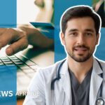 Des faux médecins exploitent des spectateurs âgés sur YouTube avec des allégations trompeuses.