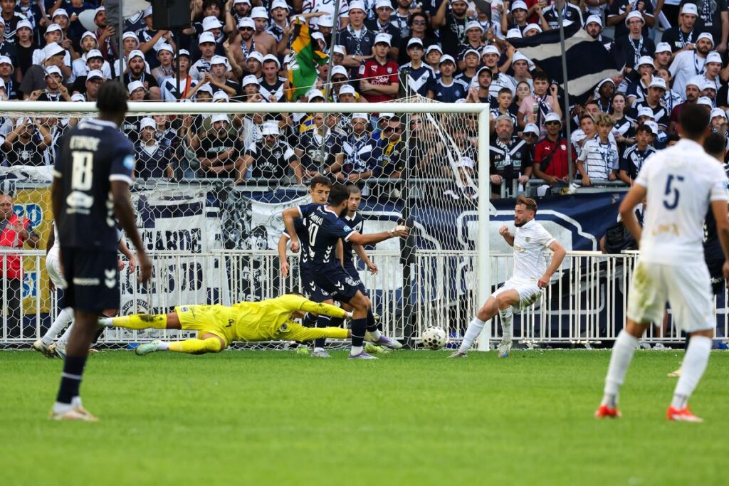 Girondins de Bordeaux : refus en National 2 et risque imminent de liquidation.