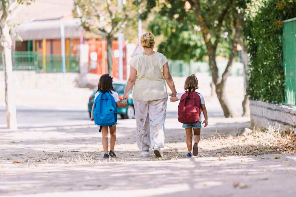 Rentrée scolaire : flou persistant pour les parents d’enfants en attente d’AESH.