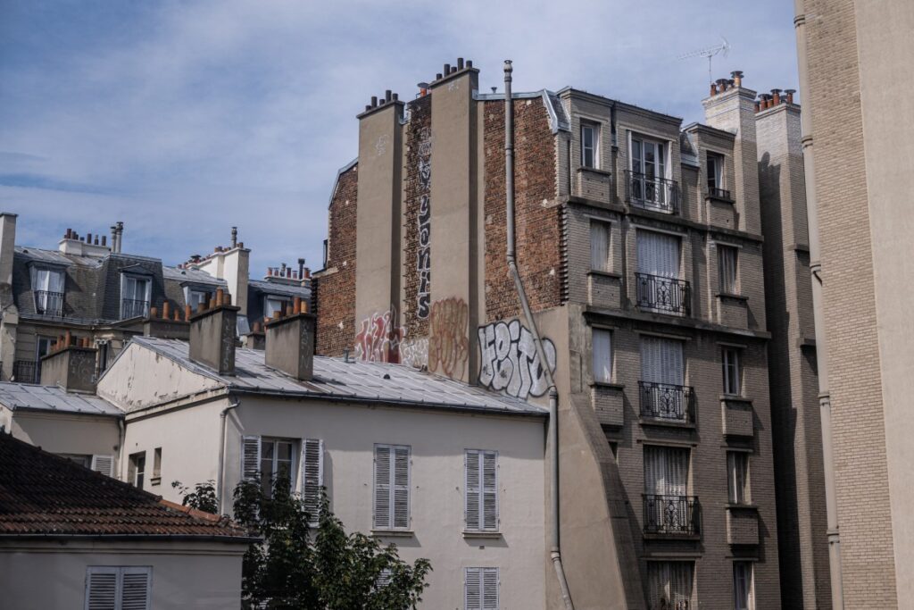 Grégory Doucet propose la fermeture d’une bouilloire thermique pour insalubrité à Lyon.