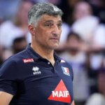 Giani souligne l&rsquo;importance d&rsquo;une attitude de haut niveau pour l&rsquo;équipe nationale de football.
