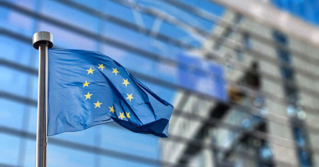 Annulation de la dette française : enjeux juridiques et économiques à examiner