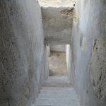 Découverte d&rsquo;un abri de la Seconde Guerre mondiale en Europe, révélant des vestiges historiques.