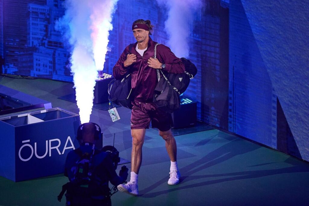 Alexander Zverev termine ses matches à 1 heure du matin et atteint les huitièmes de finale à l’US Open