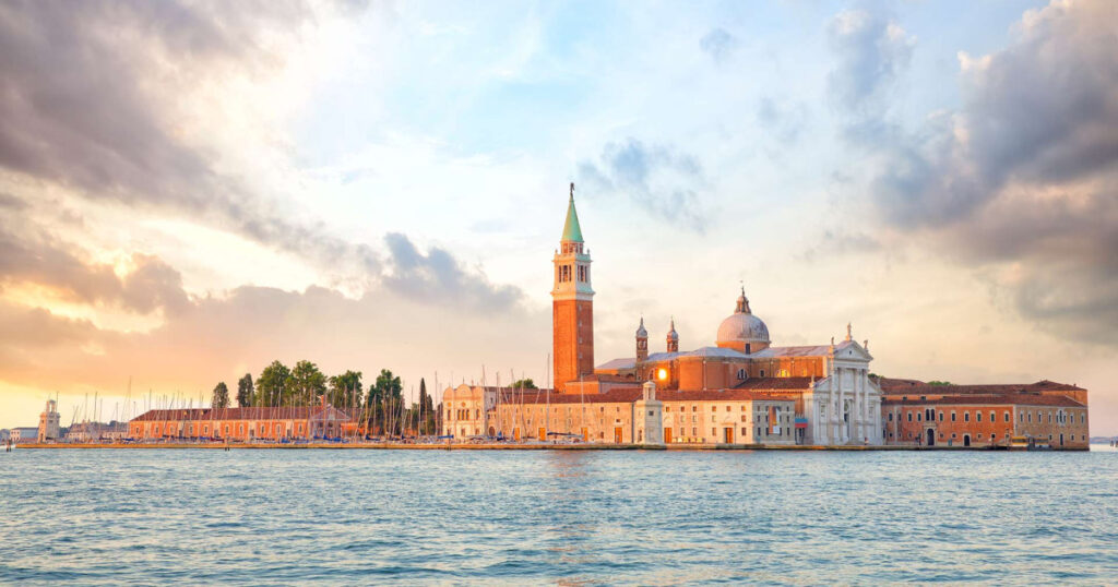 Venise : la Biennale Homo Faber met en lumière les métiers d’art européens.