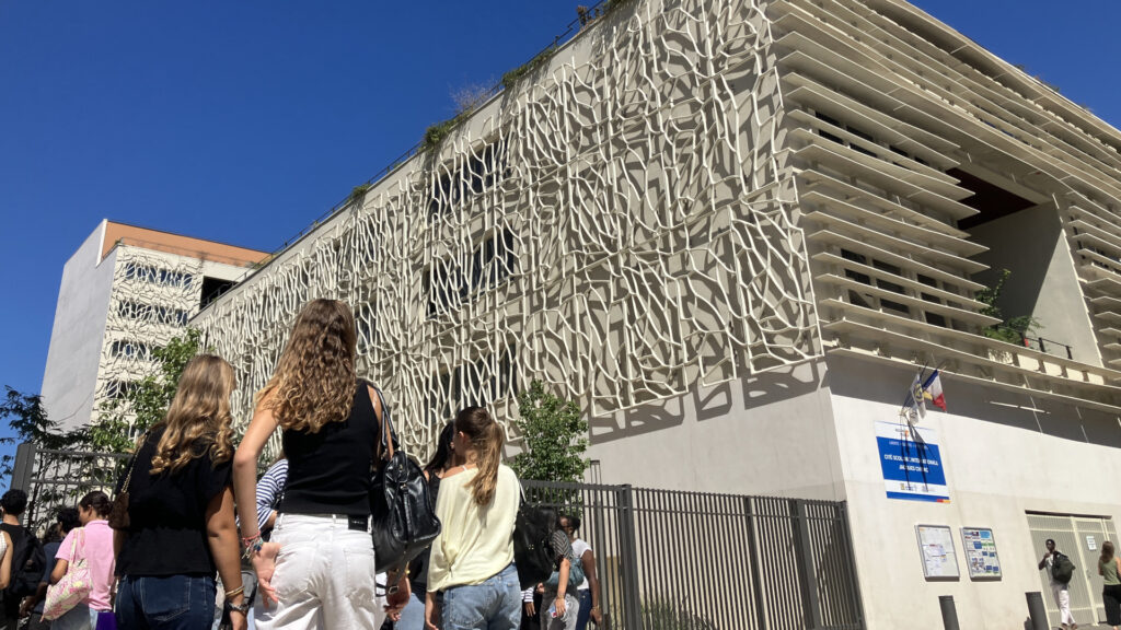Tests d’entrée à la Cité scolaire internationale : un accès privilégié pour les enfants favorisés