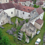 L&rsquo;architecture des établissements templiers et hospitaliers en Europe : analyse des structures et fonctions.