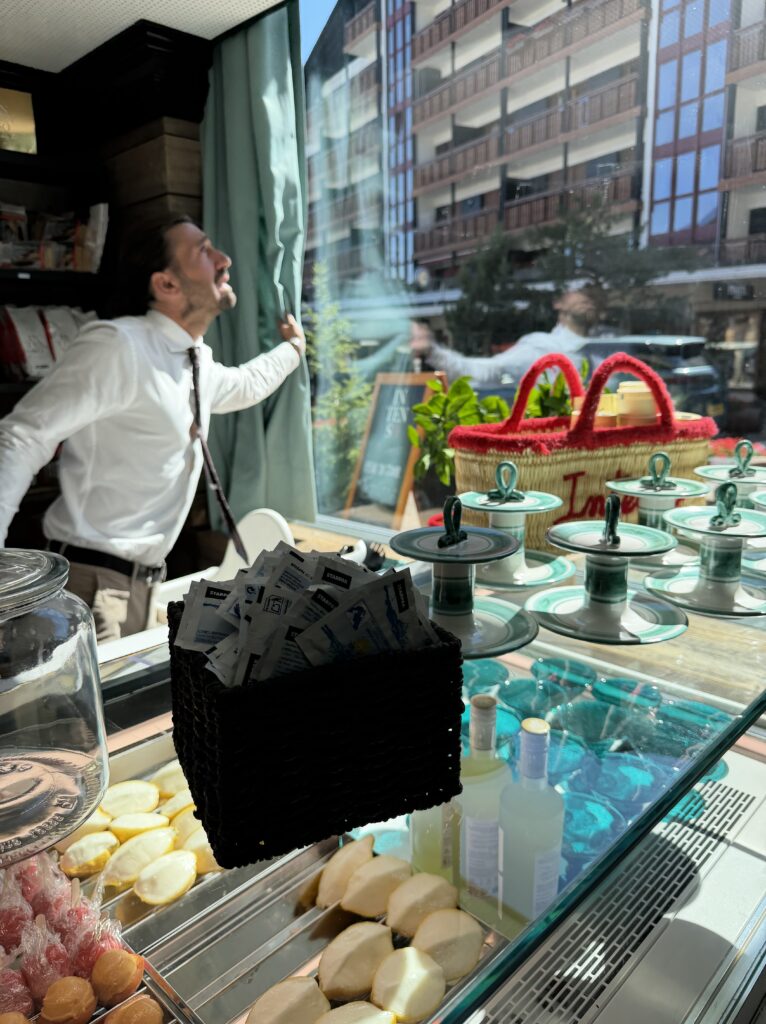 Gilles Pudlowski analyse les tendances culinaires en France et leurs implications sectorielles.