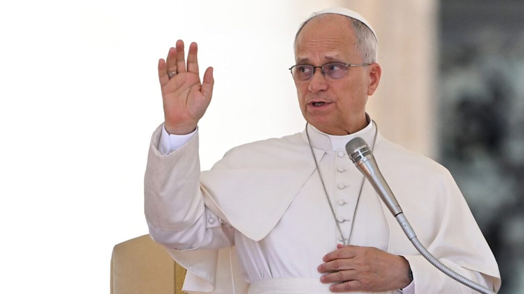 Le pape refuse de rencontrer un collectif de victimes de Bétharram, suscitant la consternation.