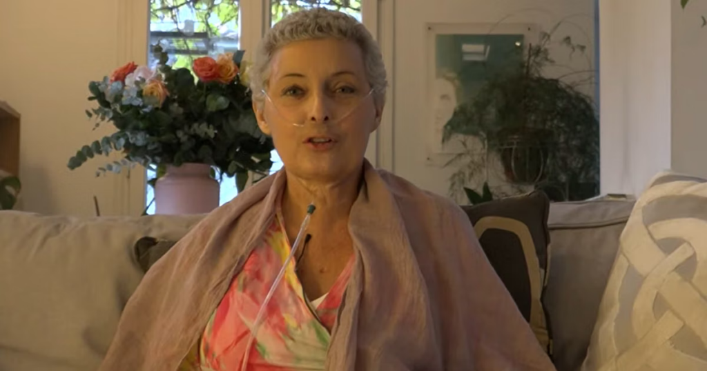 En Italie, enquête sur des médecins ayant refusé un suicide assisté.