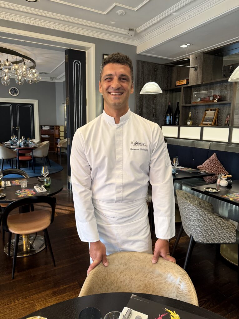 Gilles Pudlowski analyse les tendances gastronomiques en France et leur influence sur la restauration.