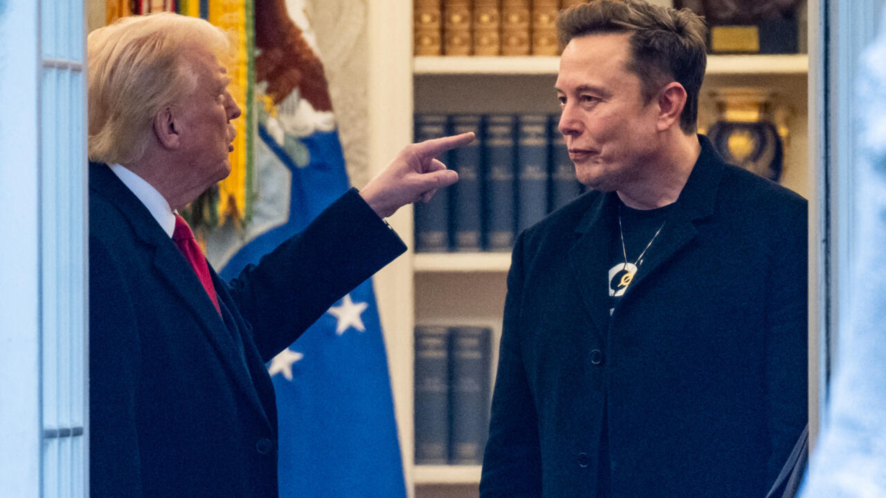 Sommet spatial de Paris : l’absence de SpaceX et Blue Origin souligne des tensions géopolitiques.