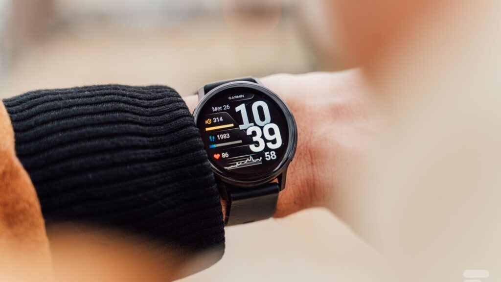 Garmin met à jour ses montres de sport avec de nouvelles fonctionnalités pour certains modèles.