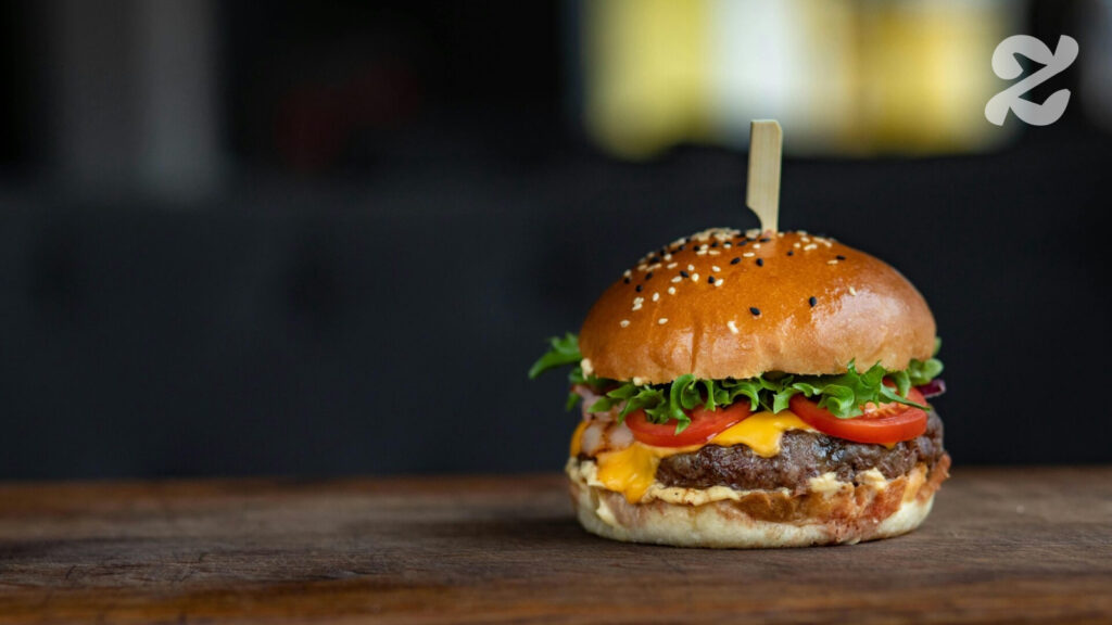 Le hamburger le plus cher du monde créé par un chef en France suscite des interrogations.