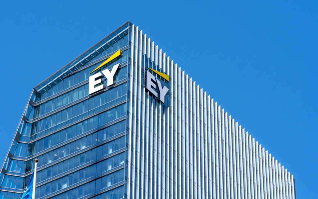 Victor de Fromont nommé à la direction d’EY dans la région Sud-Est.