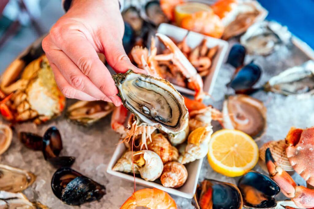 Intoxication aux fruits de mer : signes d’alerte à connaître pour la santé publique.
