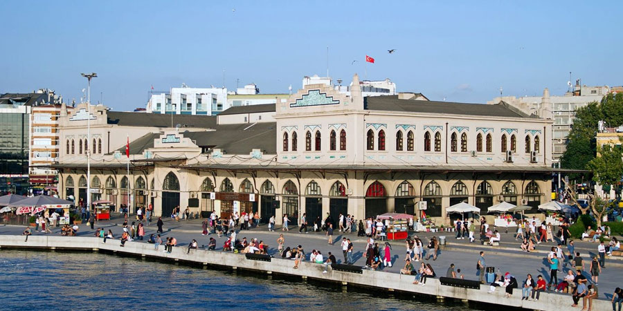 Visite à Kadıköy : Sites incontournables et adresses recommandées en Turquie