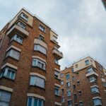 Logement social : ménages français confrontés à la hausse des loyers et APL stagnantes
